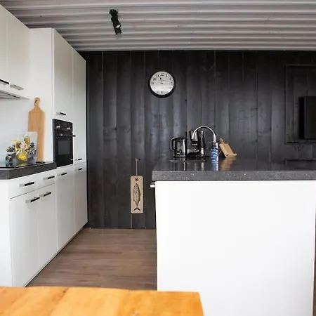 De Tuinkamer Egmond Apartment